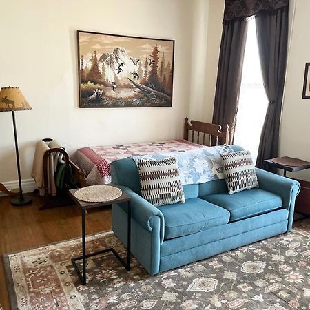Historic Capitol Hotel Vacation Suites Downtown 버팔로 외부 사진