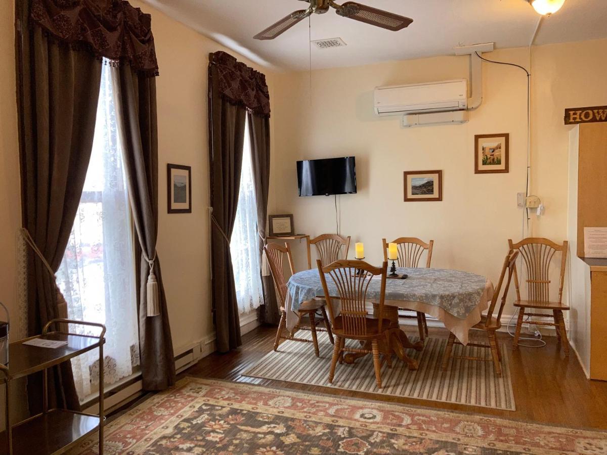 Historic Capitol Hotel Vacation Suites Downtown 버팔로 외부 사진
