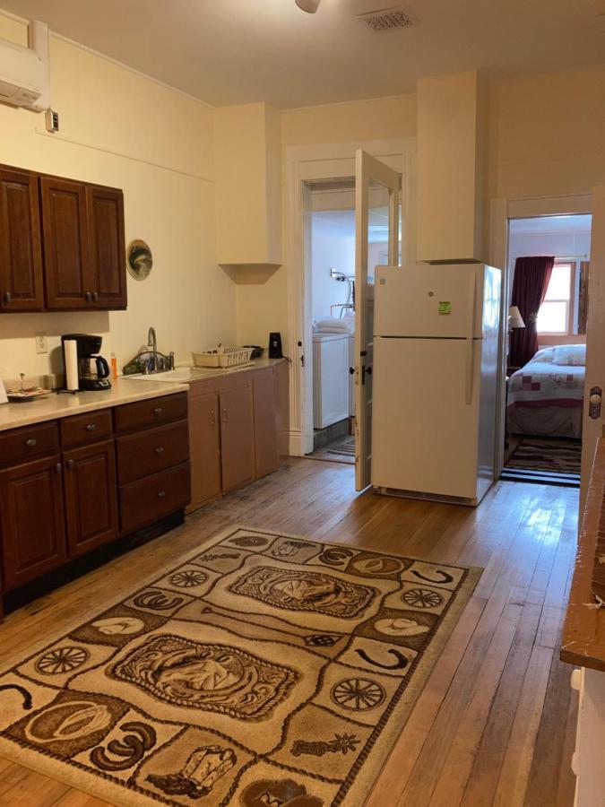 Historic Capitol Hotel Vacation Suites Downtown 버팔로 외부 사진